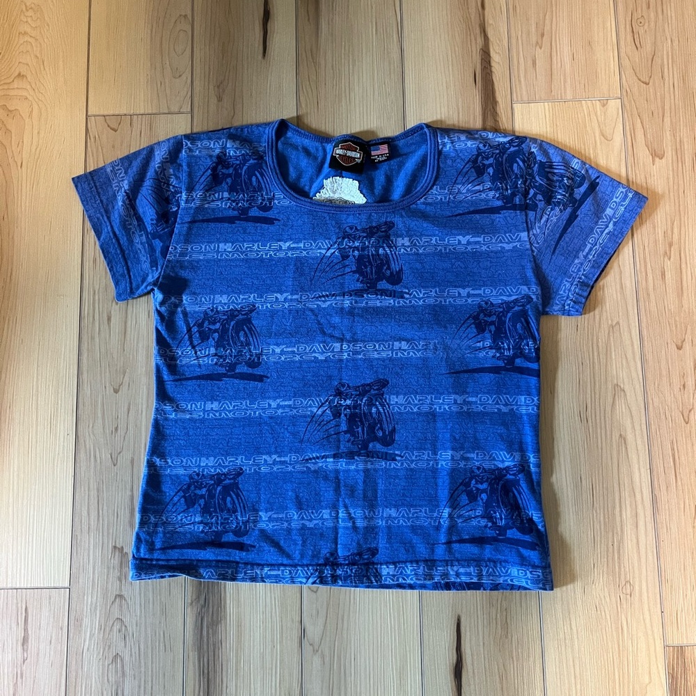 Blue Harley Davidson tee w/motorcycle print